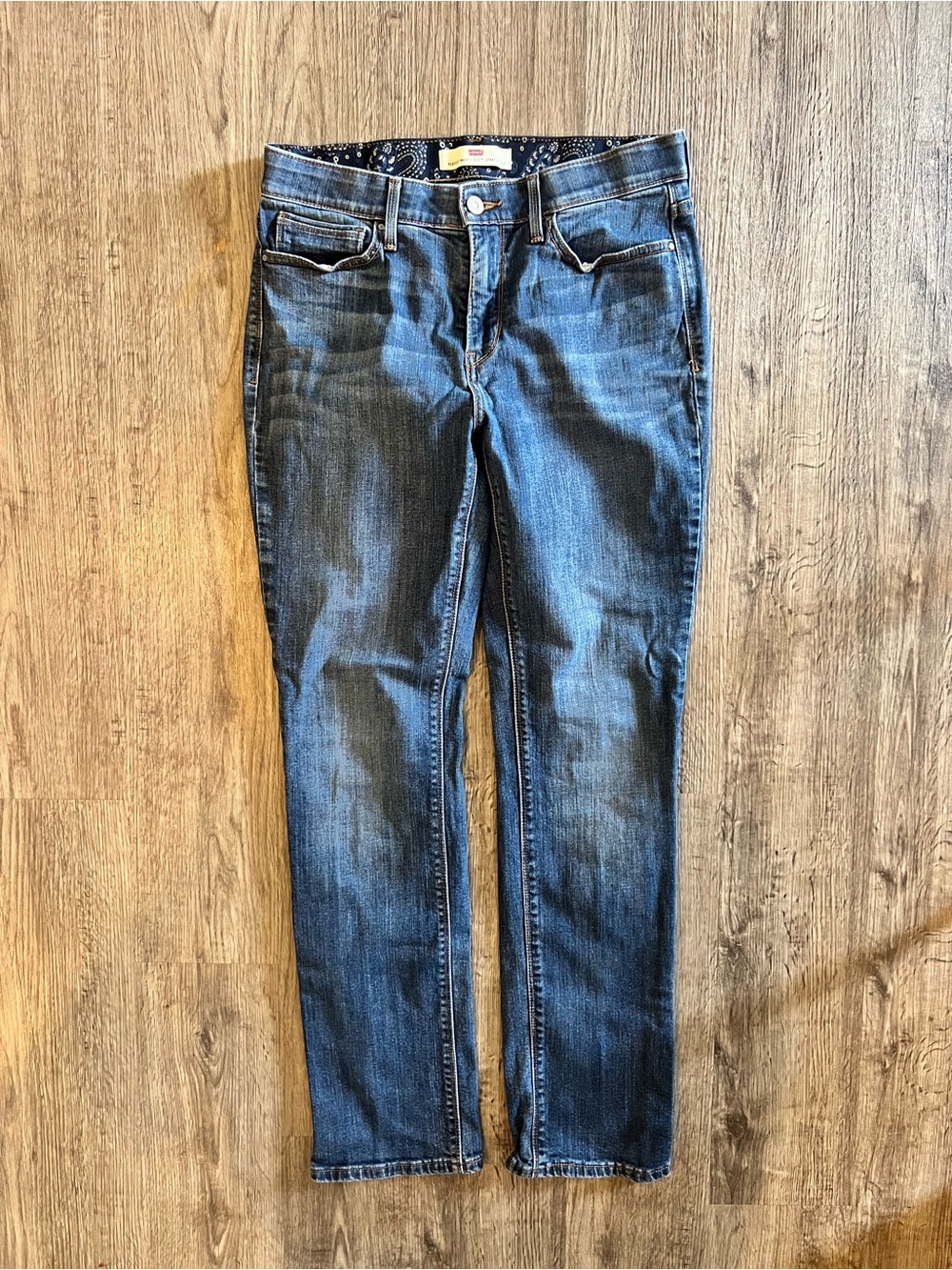 Levi’s Classic Women's Blue Denim Jeans - Slim Fit
